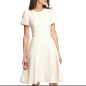 Gal Meets Glam Krista in Cream